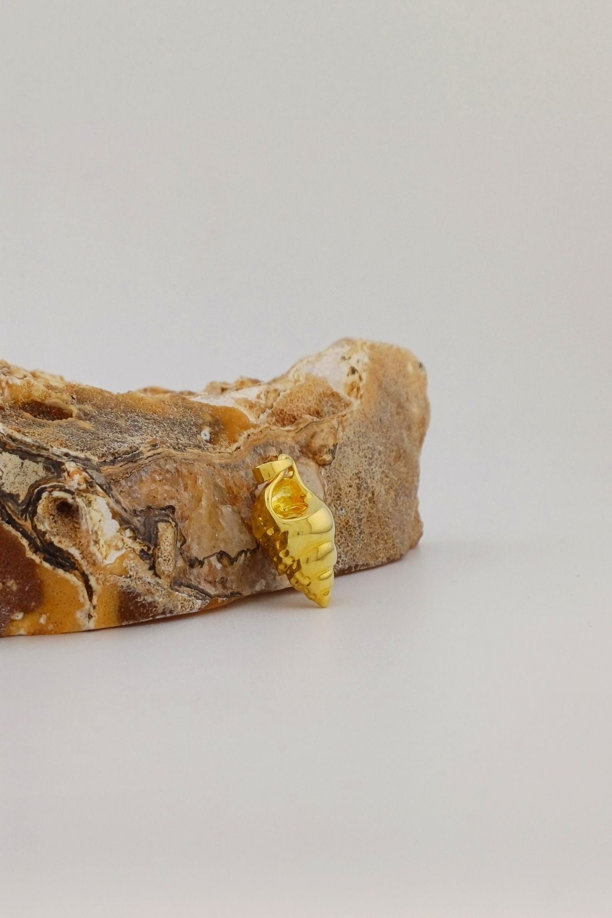 ashanger gold plated schelp