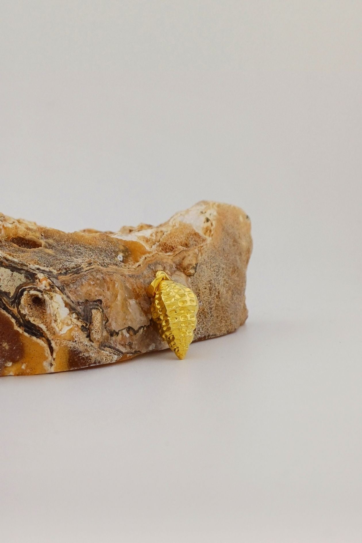 ashanger gold plated schelp