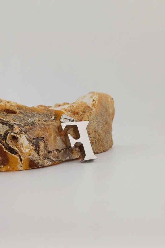 letter f ashanger rvs