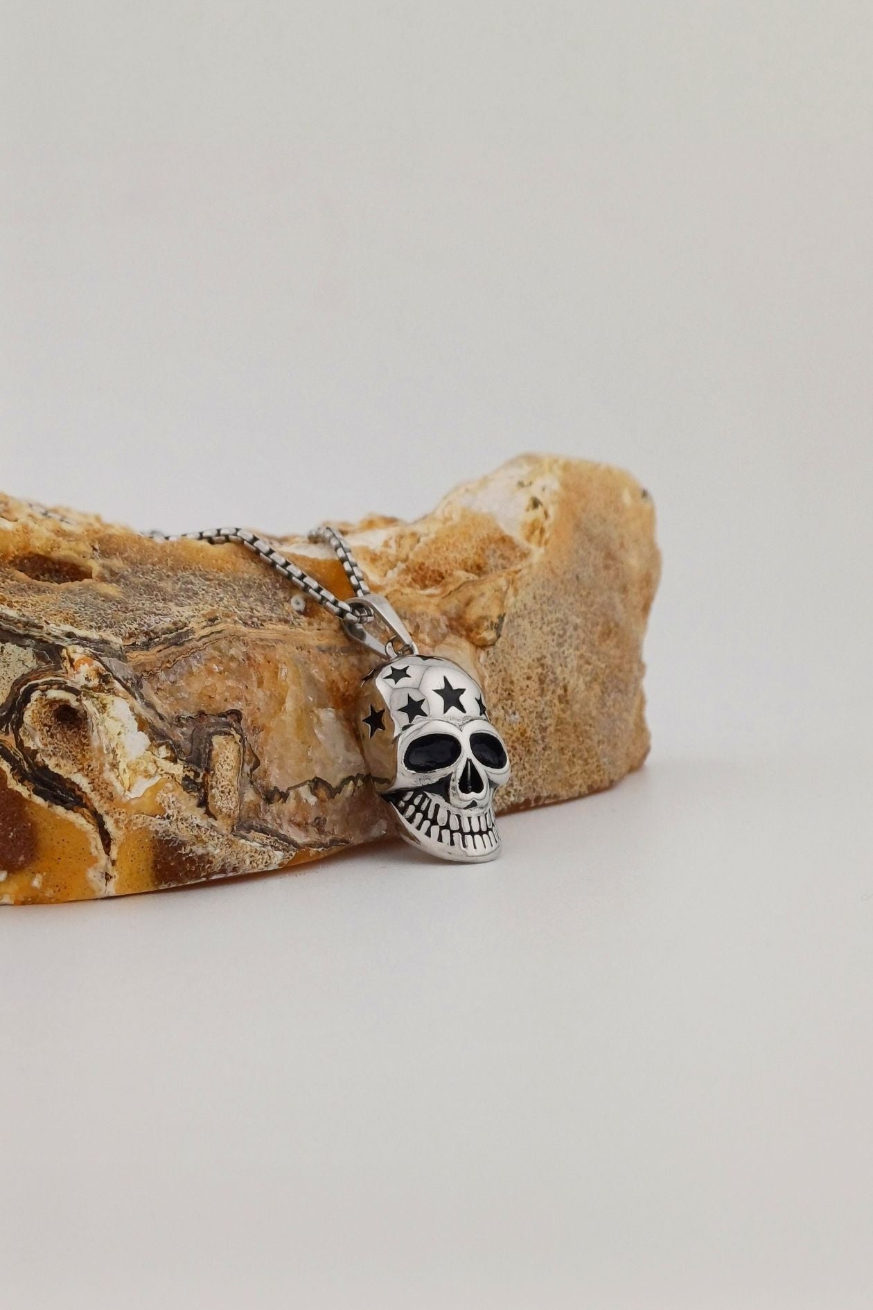 skull ashanger rvs