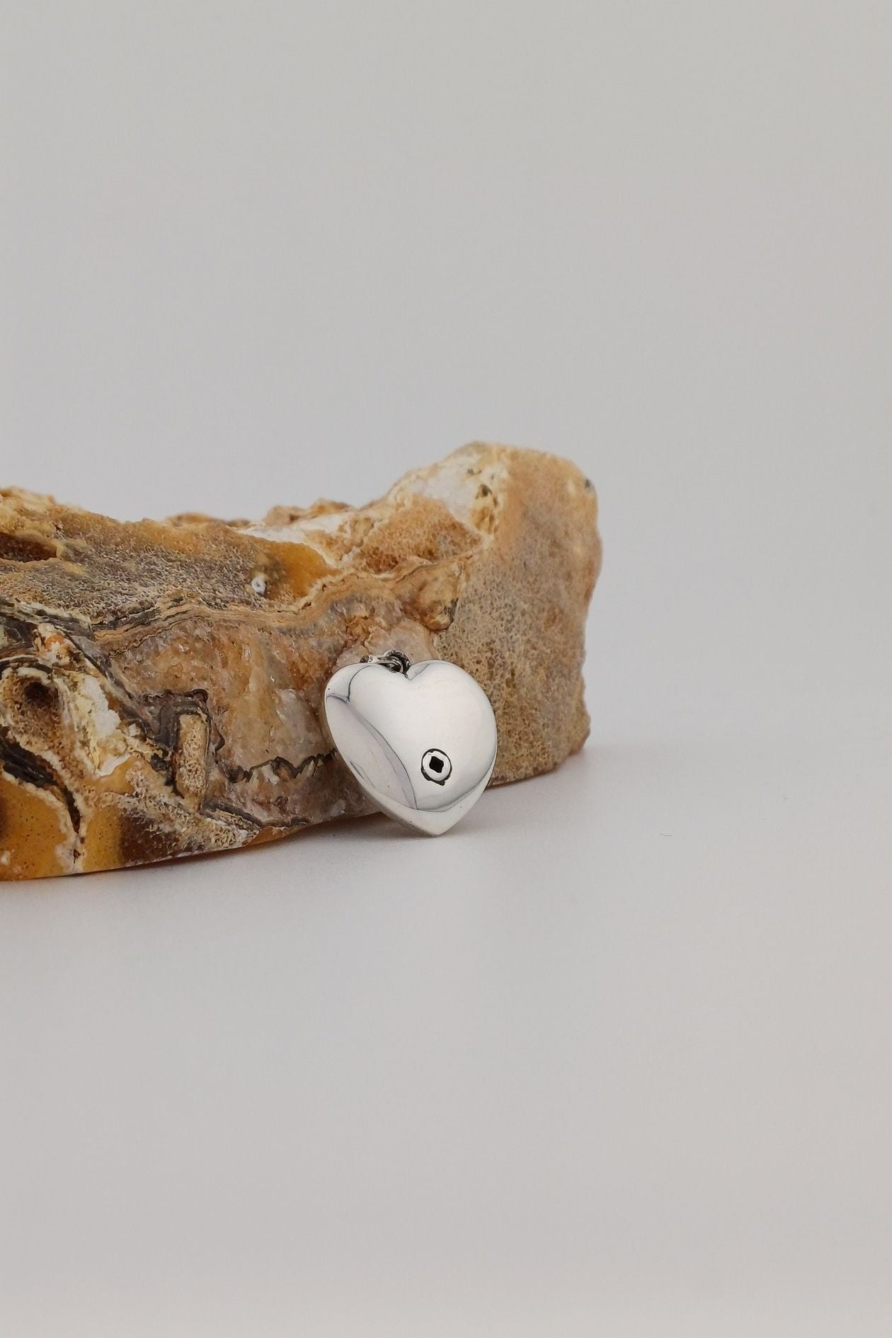 zilveren ashanger enchanted heart