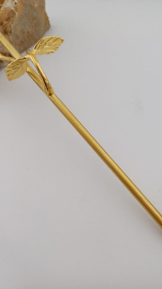 Goudkleurige mini urn in roosvorm