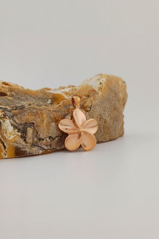 bloem ashanger rosegoudkleurig