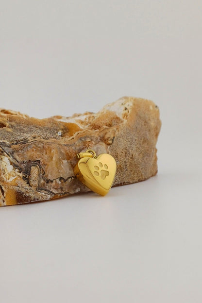 hart ashanger met pootje goudkleurig