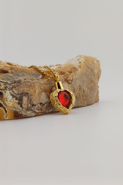 winged heart ashanger rood goudkleurig